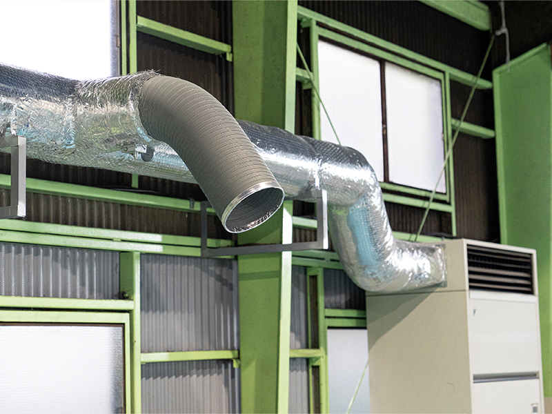 工場内空調完備